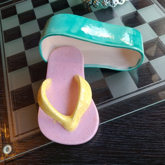 Jewelry - Flip Flop trinket jewelry holder